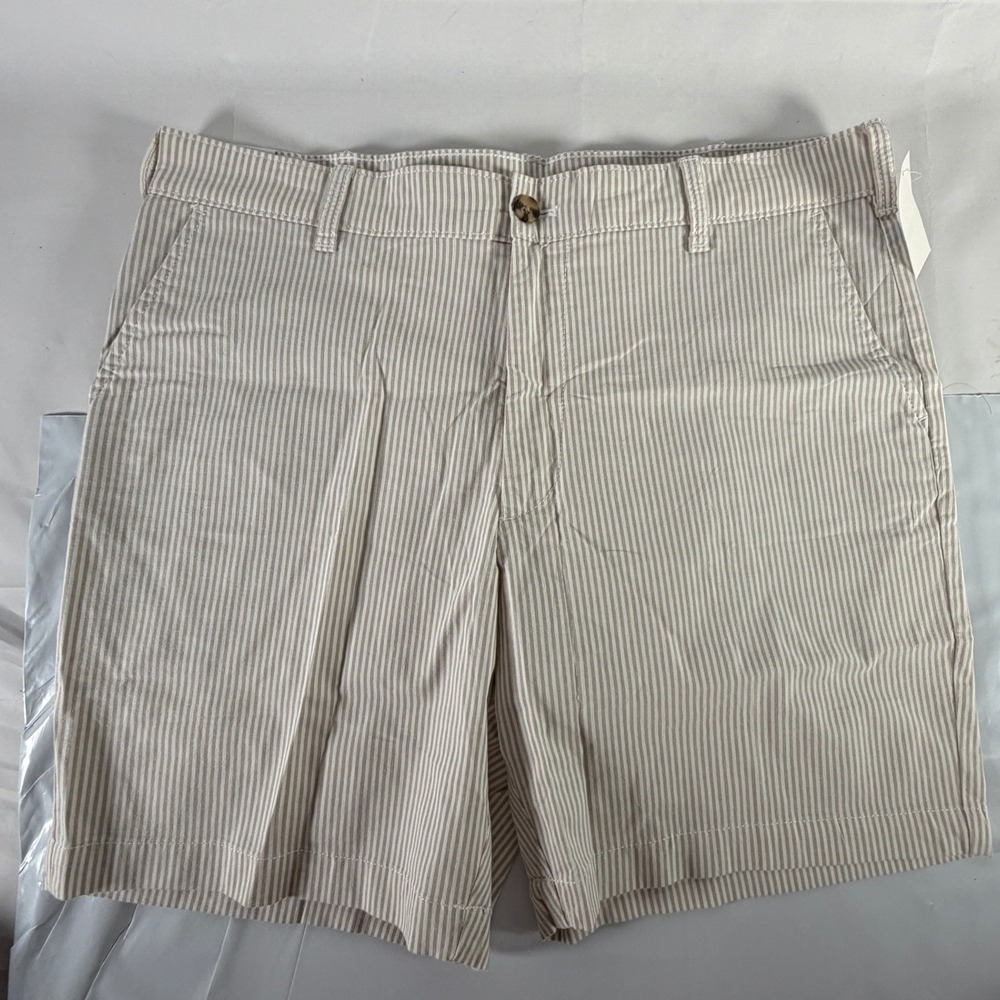 IZOD Men's Classic Oxford Stretch Shorts 36 Tan Beige White Striped NWT
